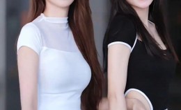 户外街拍:女神牛仔短裙下穿搭方式魅力四射 户外街拍:女神牛仔短裙下穿搭方式魅力四射
