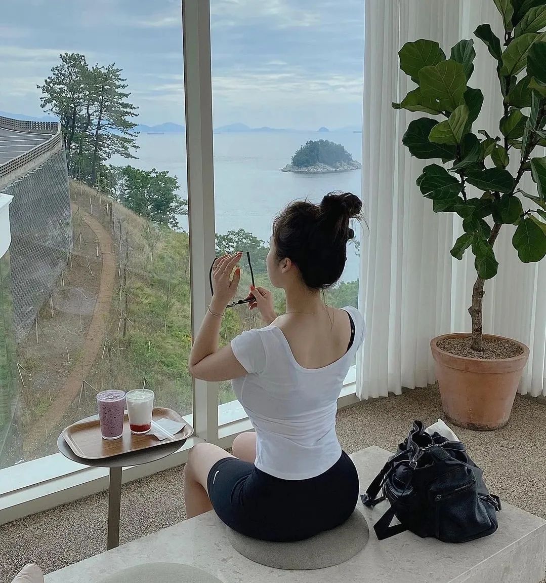 韩国的女性身材真的让人难以置信 这位韩国小姐姐被称为身材最接近漫画女神的人