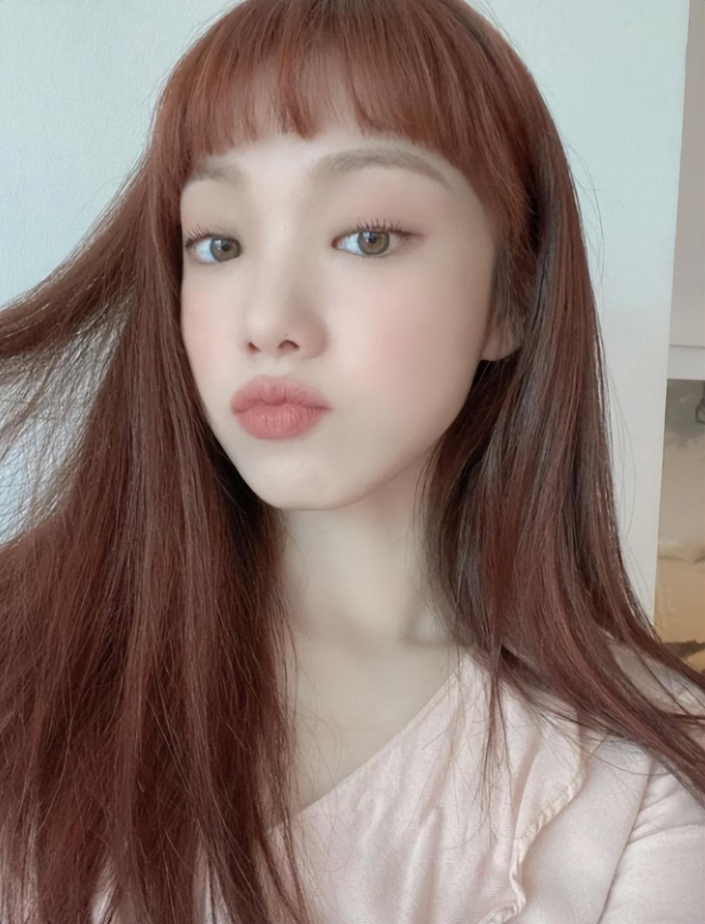 女生脸型分类图解_女生脸型发型搭配_大脸女生适合的发型图