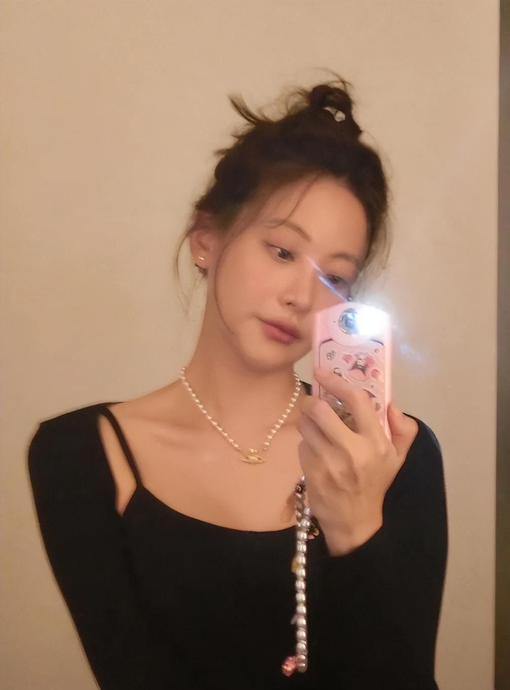 女生脸型发型搭配_大脸女生适合的发型图_女生脸型分类图解