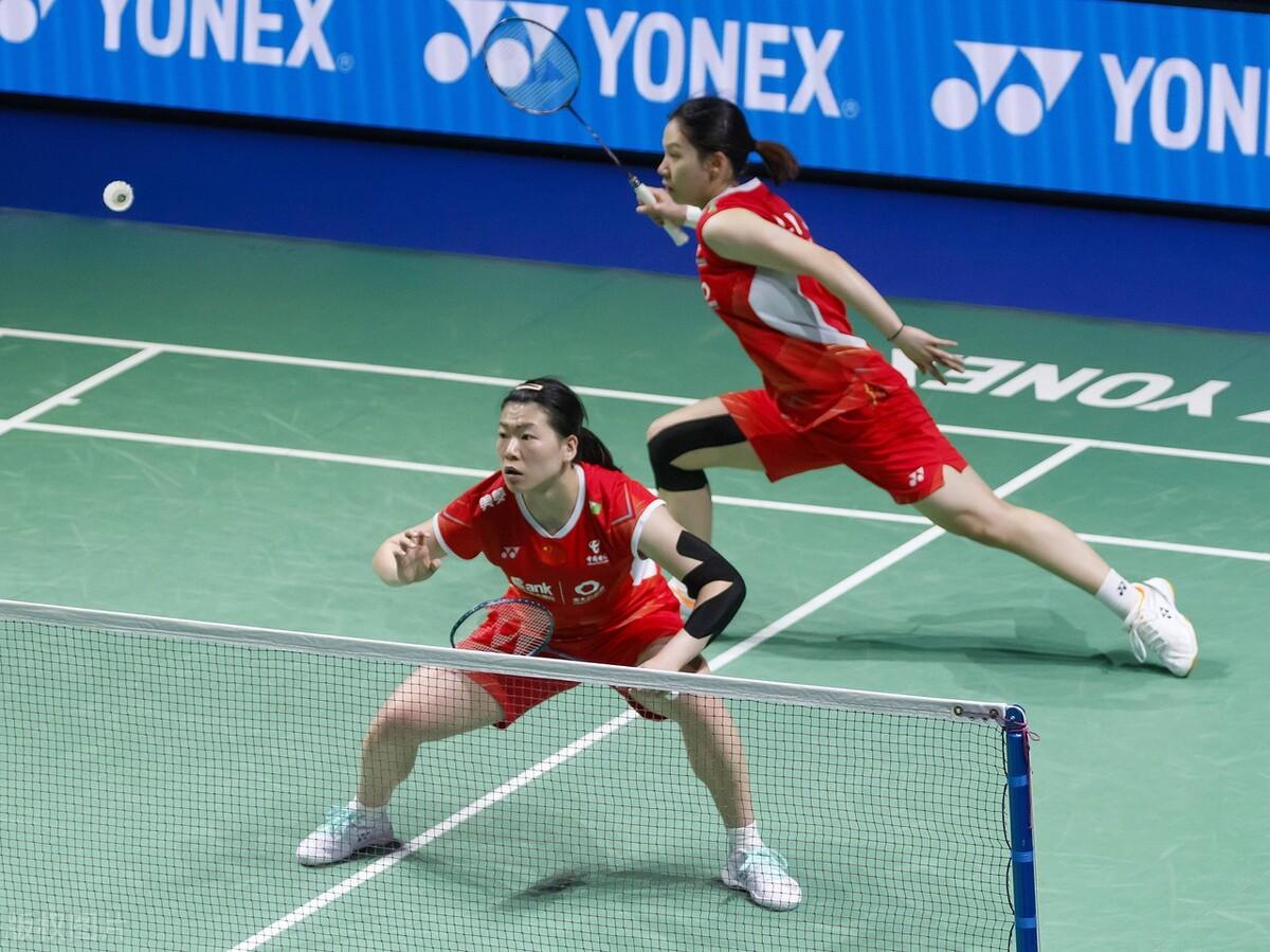 羽毛球中国女子选手_中国羽毛球女双选手_羽毛球手女双选中国选手是谁