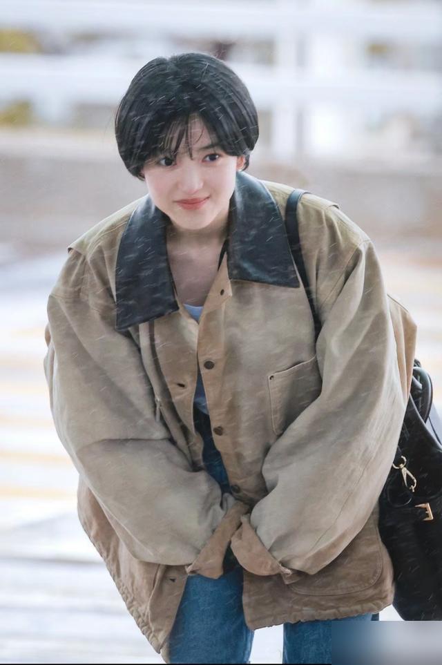 女生短发直发发型_短直发发型女2020_短发女生发型直发图片大全