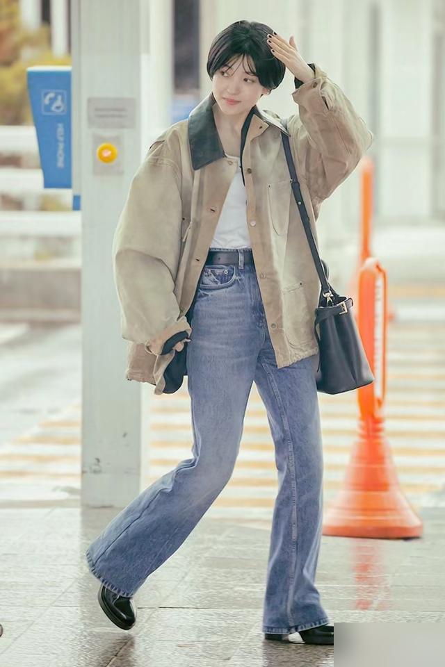 短发女生发型直发图片大全_短直发发型女2020_女生短发直发发型