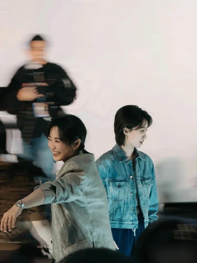 短发女生发型直发图片大全_女生短发直发发型_短直发发型女2020