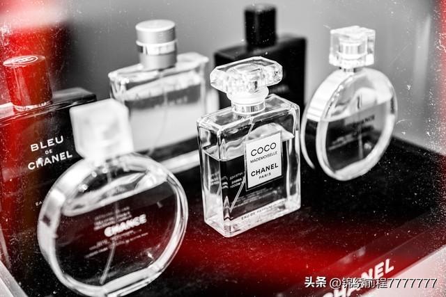 爽肤适合妈妈水用还是精华_适合妈妈用的爽肤水_适合妈妈用的水乳霜