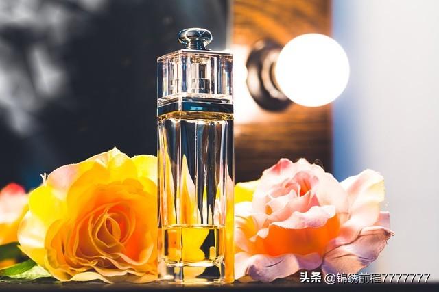 适合妈妈用的水乳霜_爽肤适合妈妈水用还是精华_适合妈妈用的爽肤水