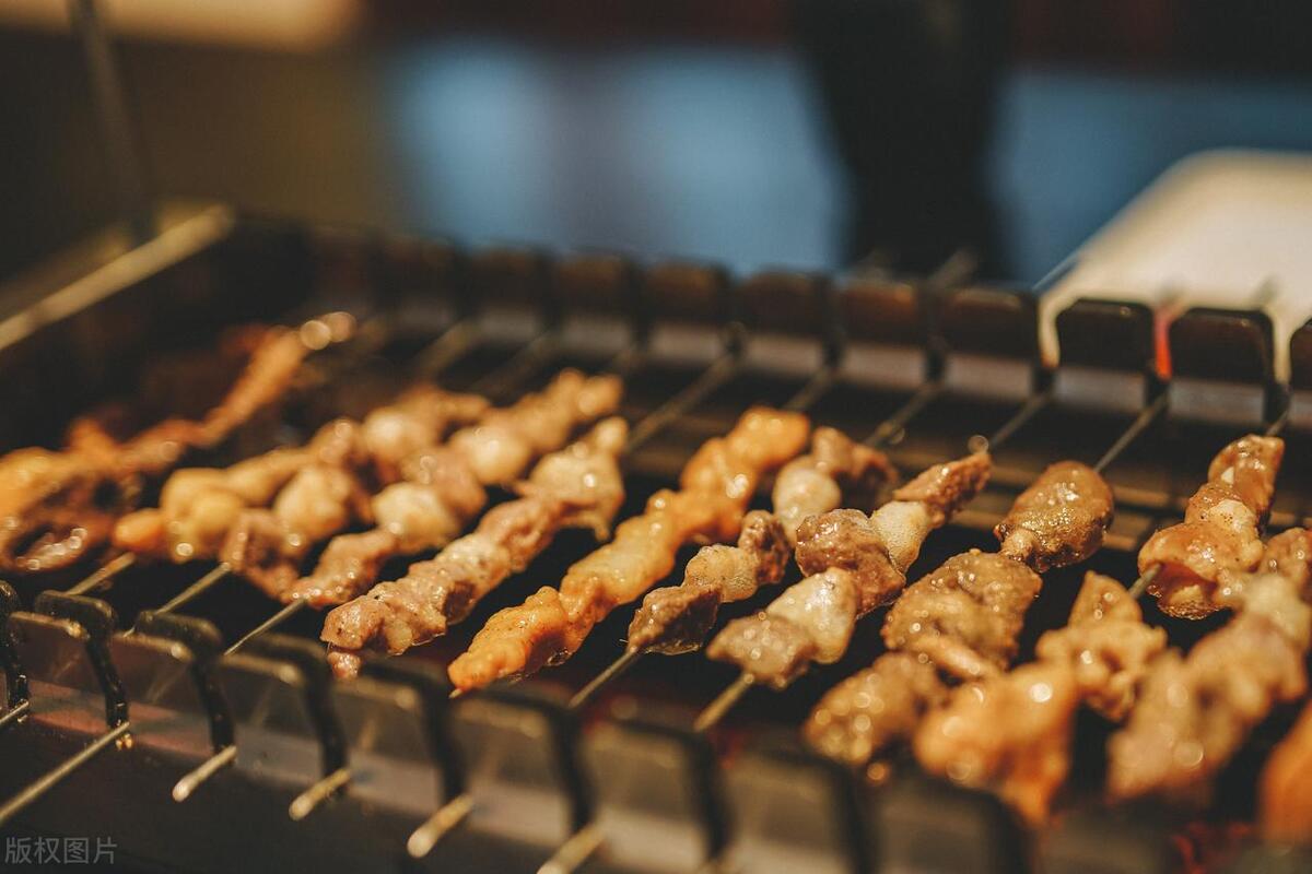 吉林特色零食小吃_吉林有什么特产小零食_吉林特产小吃零食干货有哪些